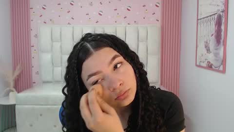 Snapshot of shalon_diaz_sub chatting on January 2026 01:05:02 PM Shalon online show from January 2026 01:05:02 PM