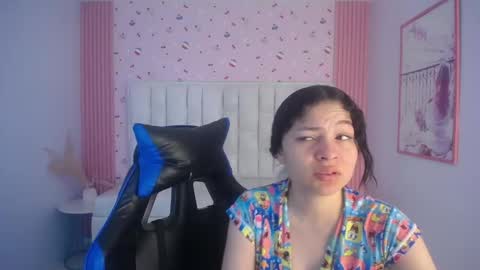 Snapshot of shalon_diaz_sub chatting on January 2026 01:05:02 PM Shalon online show from January 2026 01:05:02 PM