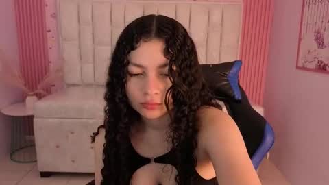 Snapshot of shalon_diaz_sub chatting on February 2026 09:42:01 PM Shalon online show from February 2026 09:42:01 PM