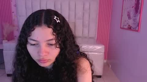 Snapshot of shalon_diaz_sub chatting on February 2026 01:07:01 PM Shalon online show from February 2026 01:07:01 PM