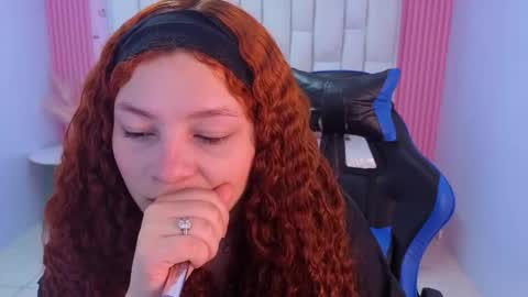 Snapshot of shalon_diaz_sub chatting on May 2026 01:06:01 PM Shalon online show from May 2026 01:06:01 PM