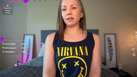 Shalynn online show from April 2026 05:53:02 PM