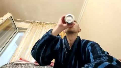 Snapshot of shamilka93 chatting on April 2026 12:58:02 PM Shamilka online show from April 2026 12:58:02 PM