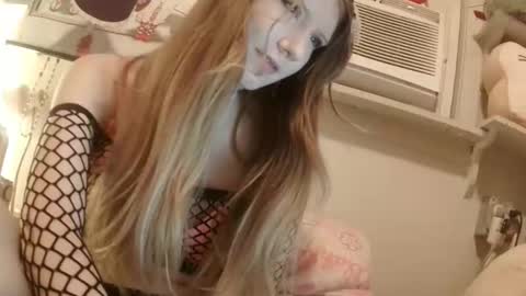 shampooprincess001 online show from March 2026 01:32:01 AM