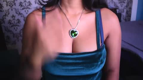 Snapshot of shanaya_indian chatting on January 2025 04:01:01 AM shanaya indian online show from January 2025 04:01:01 AM