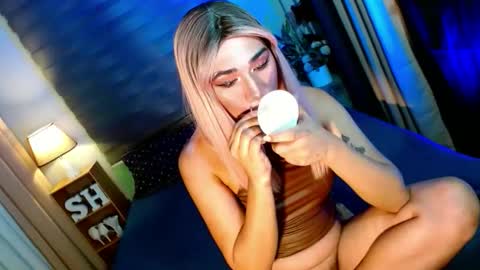 MISS SHANE online show from December 2025 06:39:01 PM