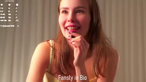 Emmy online show from October 2025 01:11:01 AM