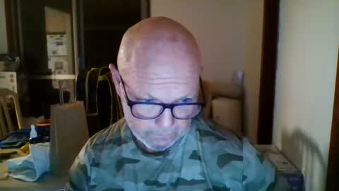 shaneo781570 online show from April 2026 05:10:02 PM