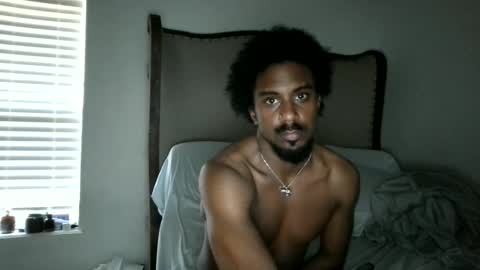 Snapshot of shaneyshane777 chatting on January 2025 11:12:02 PM shawn online show from January 2025 11:12:02 PM