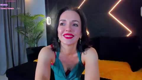 Snapshot of shanita_aura chatting on July 2026 03:19:02 PM Hi Im Shanita or Mistress online show from July 2026 03:19:02 PM