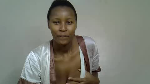 shanizz online show from November 2025 01:44:02 AM