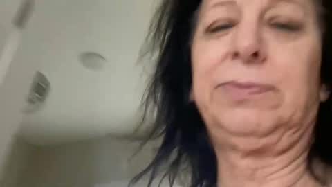 Snapshot of shannalicous chatting on November 2025 07:38:02 PM Shannon Spears online show from November 2025 07:38:02 PM