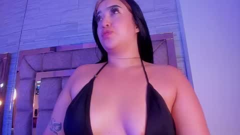 Snapshot of shanon_hughes chatting on January 2025 07:18:02 AM shanon online show from January 2025 07:18:02 AM
