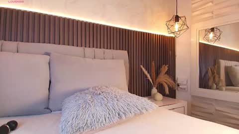 SHANON online show from December 2025 07:18:01 PM