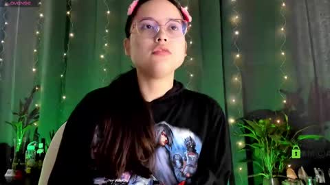 Cat-FOLLOWME and we talk IGshantal cerezo online show from February 2025 07:41:01 PM