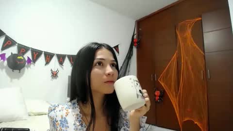 maria online show from October 2025 10:20:02 PM