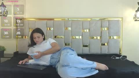 shantall 05 online show from January 2026 07:41:02 PM