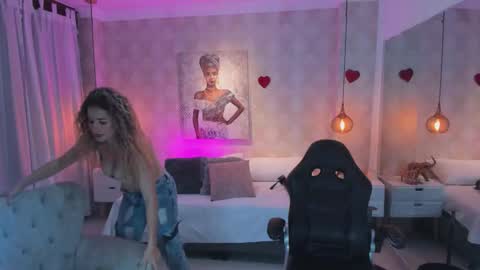 Shantal online show from March 2026 10:55:01 AM