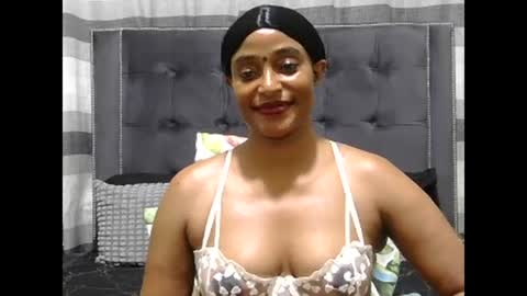 Snapshot of shany922 chatting on February 2025 12:30:01 AM shany922 online show from February 2025 12:30:01 AM