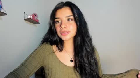 Snapshot of shara_jones chatting on November 2025 03:29:02 AM Sara online show from November 2025 03:29:02 AM