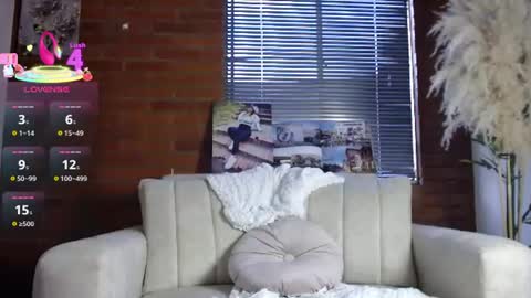 Snapshot of shara_rios chatting on June 2026 11:23:02 AM shara_rios online show from June 2026 11:23:02 AM