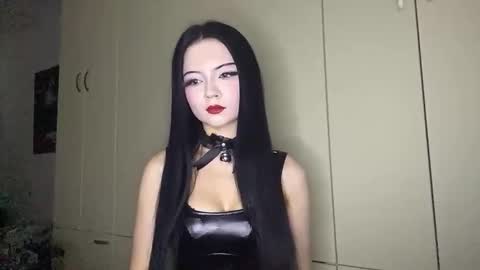 Snapshot of sharelgilvin chatting on November 2025 03:44:01 PM sharelgilvin online show from November 2025 03:44:01 PM