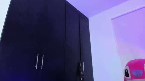 Sharick M online show from October 2025 04:57:01 AM