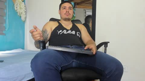 jhon deibyd online show from February 2025 02:21:02 PM