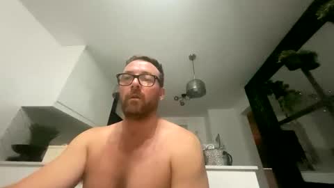 Snapshot of sharksboy16 chatting on November 2025 05:28:02 AM Sharksboy online show from November 2025 05:28:02 AM