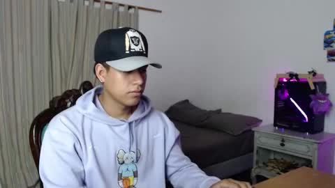 Snapshot of sharky_g chatting on September 2025 07:24:02 AM Frqnko online show from September 2025 07:24:02 AM