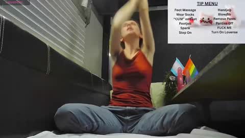 Snapshot of sharkysimon chatting on November 2025 04:01:02 AM sharkysimon online show from November 2025 04:01:02 AM