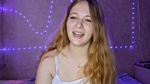 Snapshot of sharlalaskin chatting on October 2025 06:58:02 AM Annie online show from October 2025 06:58:02 AM