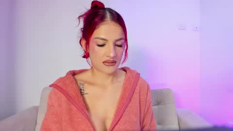 Snapshot of sharlot_harrys chatting on July 2026 09:45:02 AM Hi fiends ---- I usually start online from Monday to Friday from 1000 am Saturdays and Sundays at 600 am Colombia time online show from July 2026 09:45:02 AM
