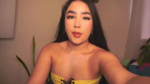 Sharlotte online show from March 2026 07:20:02 PM