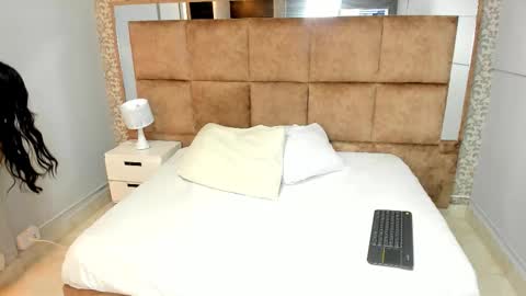 Snapshot of sharlottedoll chatting on February 2026 12:15:02 PM SHARLOTTE online show from February 2026 12:15:02 PM