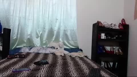 S H A R O N  online show from January 2025 11:03:02 AM