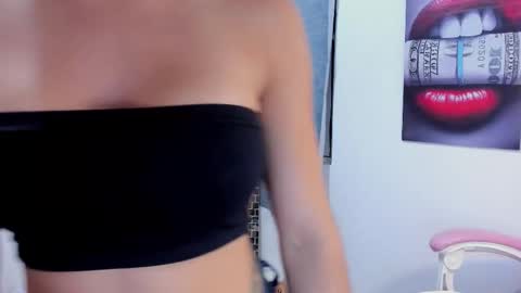 Snapshot of sharonsander1 chatting on February 2026 11:05:02 PM Sharon online show from February 2026 11:05:02 PM