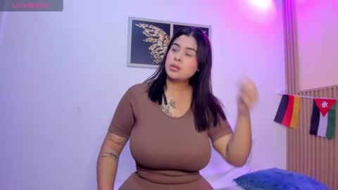 Snapshot of sharonscothh chatting on July 2026 06:51:02 PM sharonscothh online show from July 2026 06:51:02 PM