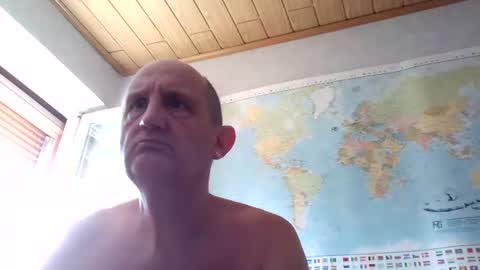 Snapshot of sharpshoder chatting on June 2026 05:08:01 PM Peter online show from June 2026 05:08:01 PM