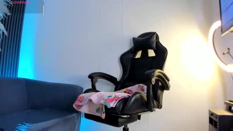 Shauna online show from February 2026 04:54:01 AM