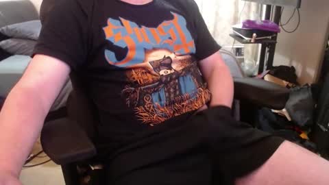 Snapshot of shaw27 chatting on February 2026 06:46:01 PM shaw27 online show from February 2026 06:46:01 PM