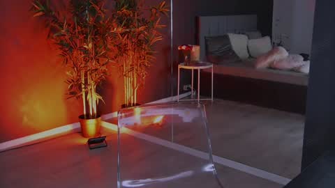 Snapshot of shayblonde chatting on January 2025 01:02:01 AM shayblonde online show from January 2025 01:02:01 AM