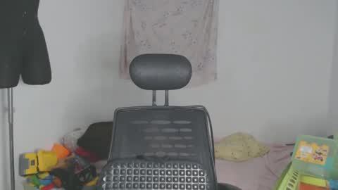 Shayna online show from November 2025 01:44:01 AM