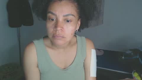 Shayna online show from November 2025 02:54:02 AM