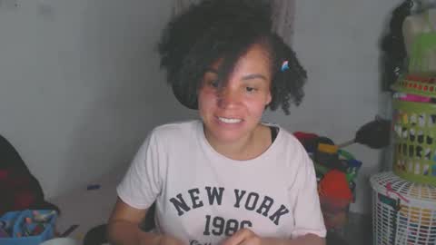 Snapshot of shayna_cute chatting on May 2026 03:02:01 AM Shayna online show from May 2026 03:02:01 AM