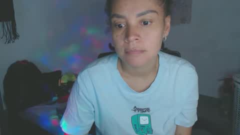 Snapshot of shayna_cute chatting on June 2026 11:54:02 PM Shayna online show from June 2026 11:54:02 PM
