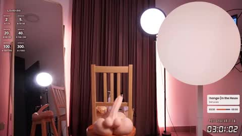 Snapshot of she_lau_ghs chatting on September 2025 04:40:02 AM Laura c online show from September 2025 04:40:02 AM