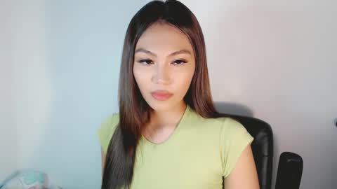 Snapshot of shealana69 chatting on September 2025 02:16:01 PM MY IG Shealana69 online show from September 2025 02:16:01 PM