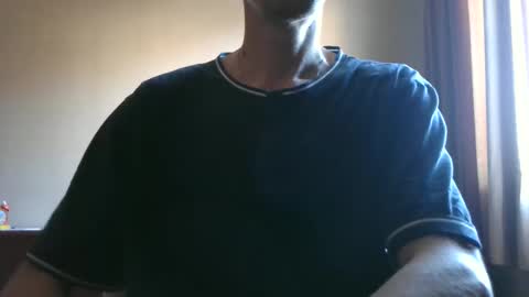 Roger online show from November 2025 05:39:01 AM