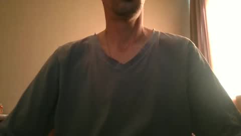 Snapshot of shedevr02 chatting on May 2026 11:39:02 AM Roger online show from May 2026 11:39:02 AM